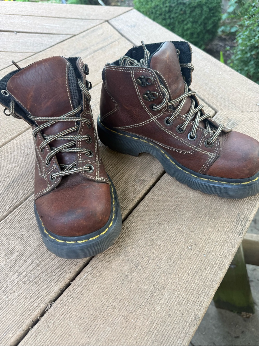 Docs Martens 8A07 Lace Up Air Wair Punk Grunge Mens Boots Size 6M and  7 W